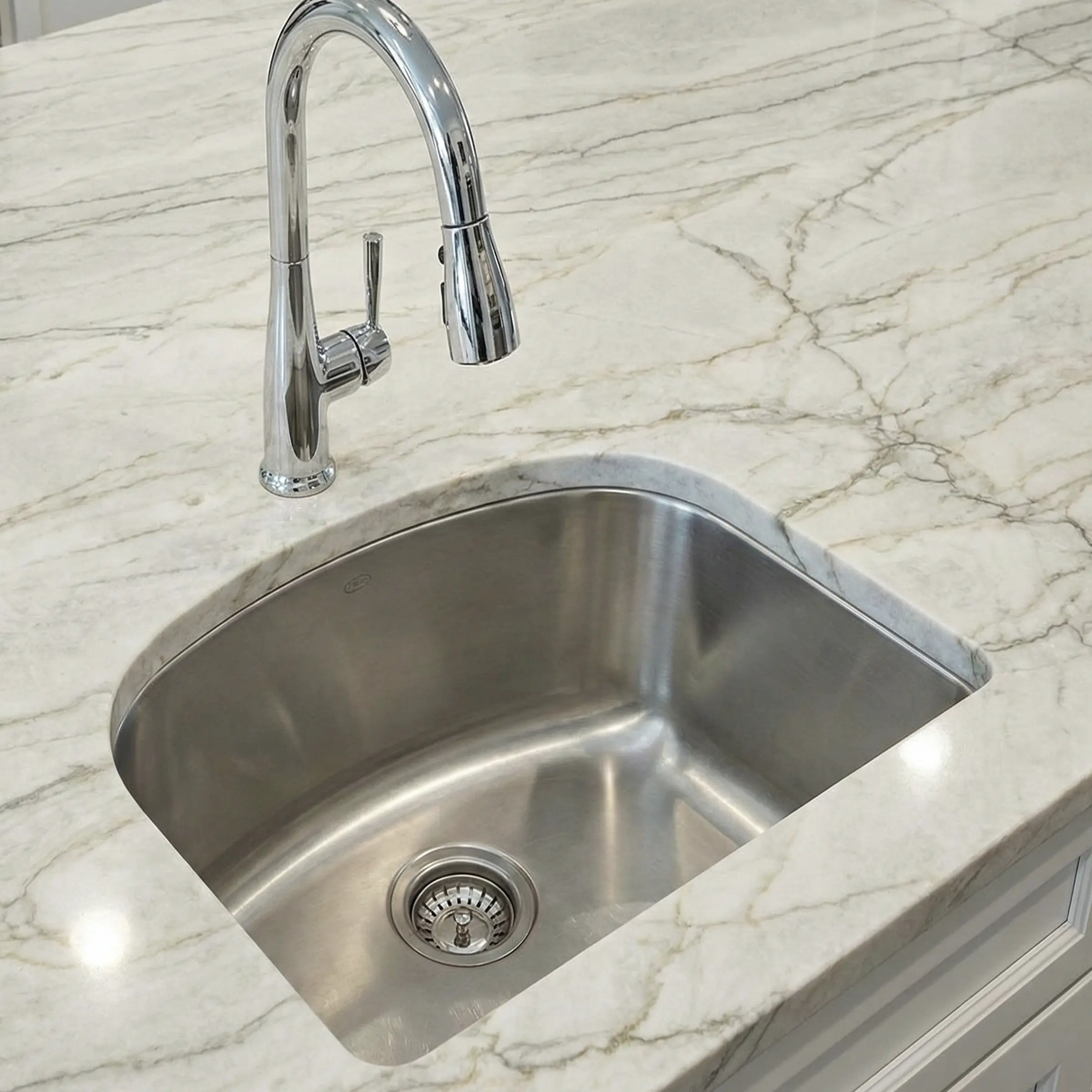 18 Ga Single 2321 Undermount Sink - Image 2